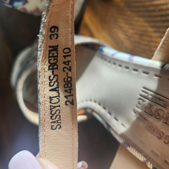 L'Artiste by Spring Step Leather Sandals - Sassyclass | Size 8.5 - Picture 10 of 10